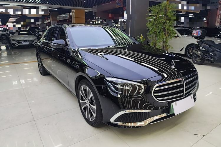 Used Mercedes-Benz E-Class New Energy 2022 Restyled E 350 e L Plug-in Hybrid Sedan Front Right 45 Deg