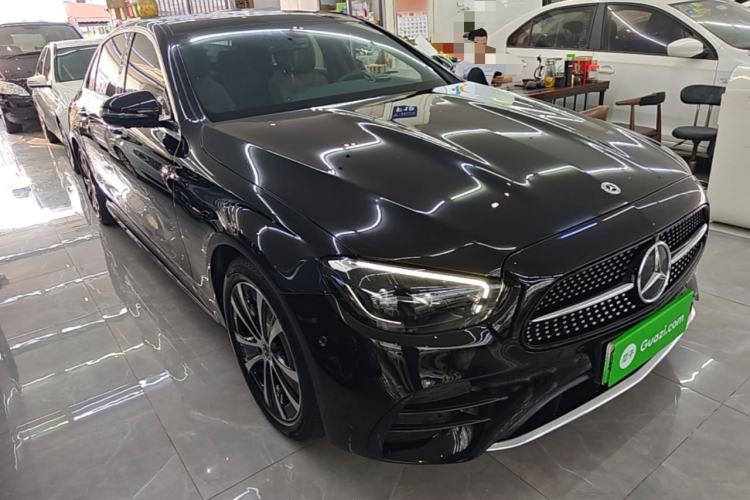 Used Mercedes-Benz E-Class New Energy 2022 Restyled E 350 e L Plug-in Hybrid Sports Sedan Front Right 45 Deg