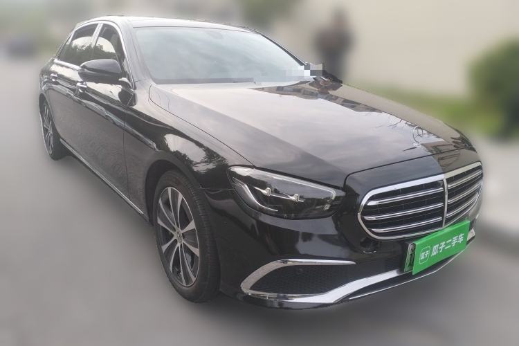 Used Mercedes-Benz E-Class New Energy 2022 Second Facelift E 350 e L Plug-in Hybrid Sedan Front Right 45 Deg