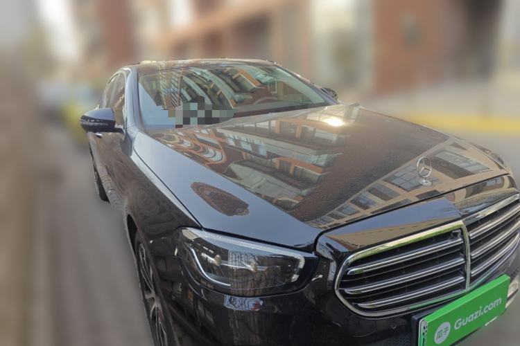 Used Mercedes-Benz E-Class New Energy 2022 Facelift E 350 e L Plug-in Hybrid Sedan Front Right 45 Deg