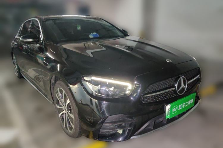 Used Mercedes-Benz E-Class New Energy 2022 E 350 e L Plug-in Hybrid Sports Sedan Front Right 45 Deg