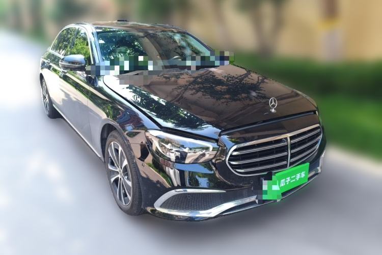 Used Mercedes-Benz E-Class New Energy 2022 Facelift E 350 e L Plug-in Hybrid Sedan Front Right 45 Deg