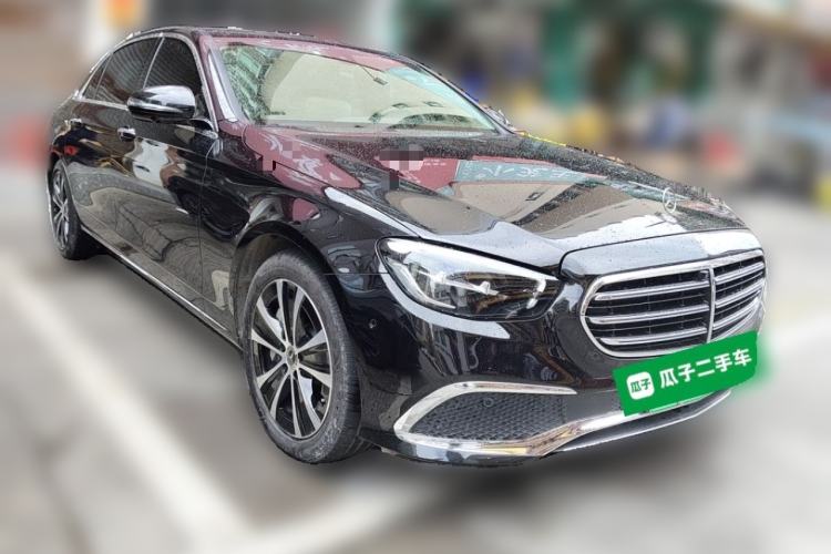 Used Mercedes-Benz E-Class New Energy 2022 Restyled E 350 e L Plug-in Hybrid Sedan Front Right 45 Deg