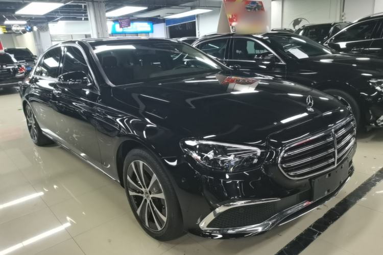 Used Mercedes-Benz E-Class New Energy 2022 Restyled E 350 e L Plug-in Hybrid Sedan Front Right 45 Deg