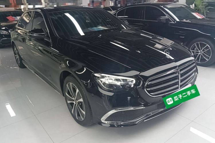 Used Mercedes-Benz E-Class New Energy 2022 Second Facelift E 350 e L Plug-in Hybrid Sports Sedan Front Right 45 Deg