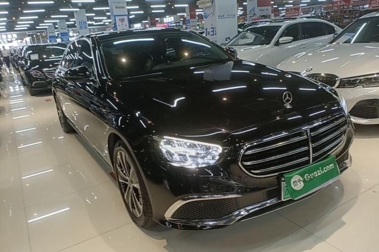 Used Mercedes-Benz E-Class New Energy 2022 Second Facelift E 350 e L Plug-in Hybrid Sedan Front Right 45 Deg