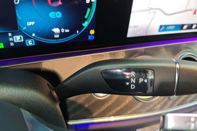 Used Mercedes-Benz E-Class New Energy 2022 Restyled E 350 e L Plug-in Hybrid Sports Sedan Gear Lever