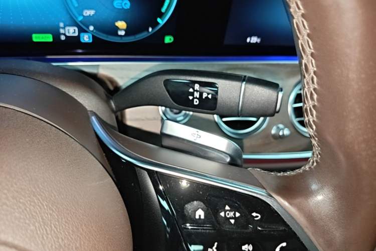 Used Mercedes-Benz E-Class New Energy 2022 Second Facelift E 350 e L Plug-in Hybrid Sedan Gear Lever