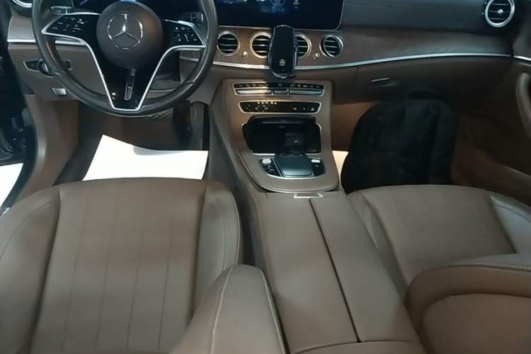 Used Mercedes-Benz E-Class New Energy 2022 E 350 e L Plug-in Hybrid Sedan Gear Lever