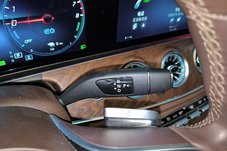 Used Mercedes-Benz E-Class New Energy 2022 Restyled E 350 e L Plug-in Hybrid Sedan Gear Lever