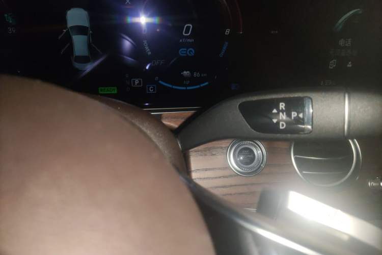 Used Mercedes-Benz E-Class New Energy 2022 Second Facelift E 350 e L Plug-in Hybrid Sedan Gear Lever