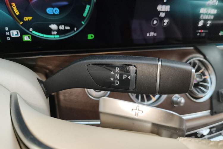 Used Mercedes-Benz E-Class New Energy 2022 Facelift E 350 e L Plug-in Hybrid Sedan Gear Lever