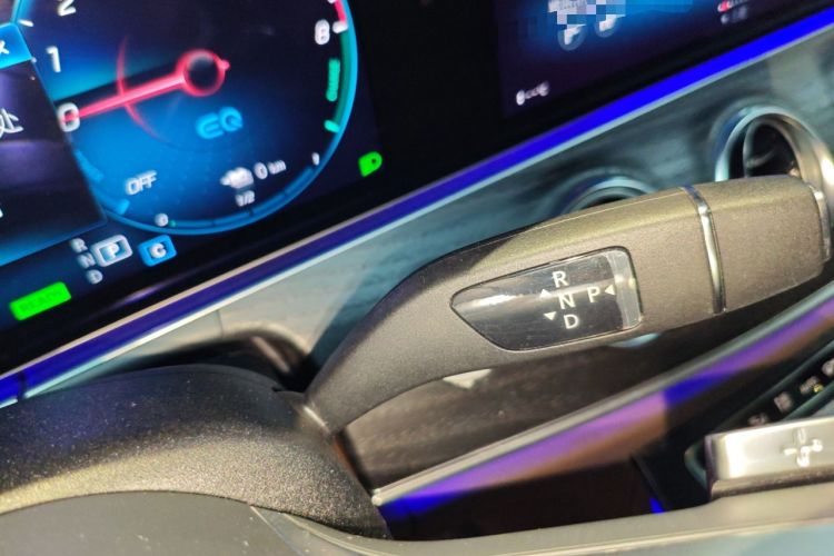 Used Mercedes-Benz E-Class New Energy 2022 Second Facelift E 350 e L Plug-in Hybrid Sports Sedan Gear Lever