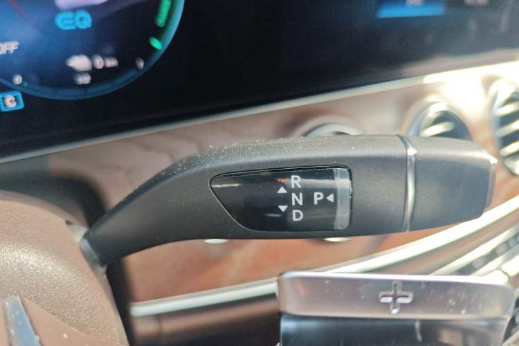 Used Mercedes-Benz E-Class New Energy 2022 Facelift E 350 e L Plug-in Hybrid Sedan Gear Lever