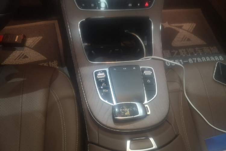 Used Mercedes-Benz E-Class New Energy 2022 E 350 e L Plug-in Hybrid Sedan Gear Lever
