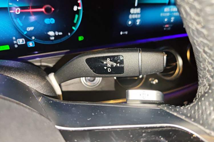 Used Mercedes-Benz E-Class New Energy 2022 E 350 e L Plug-in Hybrid Sports Sedan Gear Lever