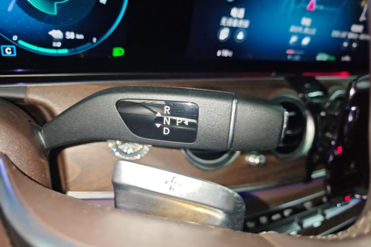 Used Mercedes-Benz E-Class New Energy 2022 Restyled E 350 e L Plug-in Hybrid Sedan Gear Lever