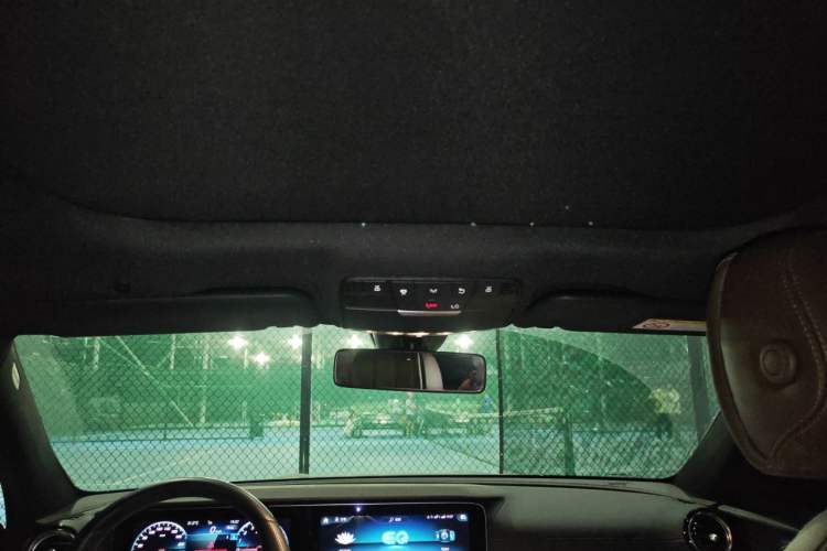 Used Mercedes-Benz E-Class New Energy 2022 Restyled E 350 e L Plug-in Hybrid Sports Sedan Headliner