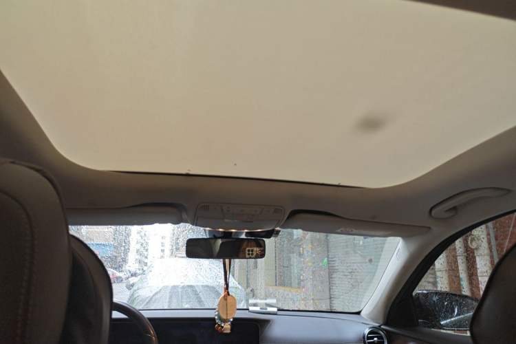 Used Mercedes-Benz E-Class New Energy 2022 Facelift E 350 e L Plug-in Hybrid Sedan Headliner