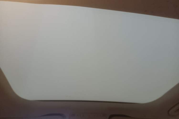 Used Mercedes-Benz E-Class New Energy 2022 Facelift E 350 e L Plug-in Hybrid Sedan Headliner