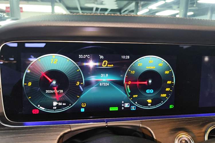 Used Mercedes-Benz E-Class New Energy 2022 E 350 e L Plug-in Hybrid Sports Sedan Instrument Cluster