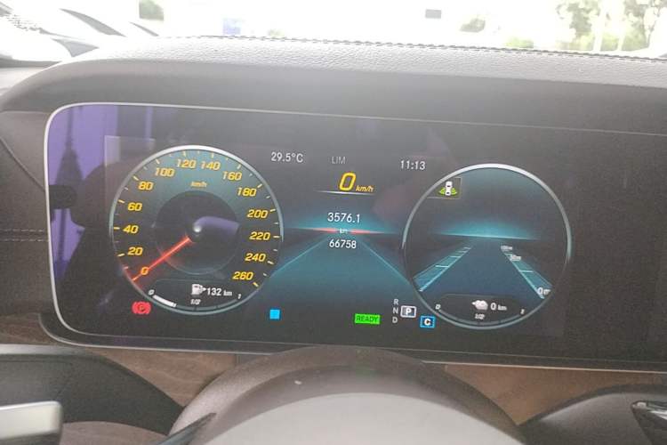 Used Mercedes-Benz E-Class New Energy 2022 Restyled E 350 e L Plug-in Hybrid Sedan Instrument Cluster