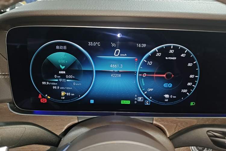 Used Mercedes-Benz E-Class New Energy 2022 Facelift E 350 e L Plug-in Hybrid Sedan Instrument Cluster