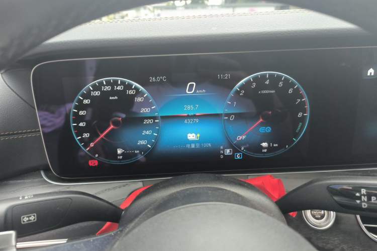 Used Mercedes-Benz E-Class New Energy 2022 E 350 e L Plug-in Hybrid Sports Sedan Instrument Cluster