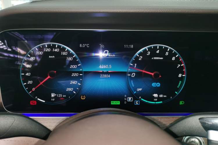Used Mercedes-Benz E-Class New Energy 2022 Second Facelift E 350 e L Plug-in Hybrid Sedan Instrument Cluster