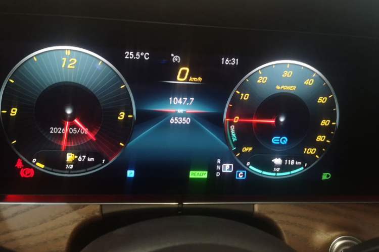 Used Mercedes-Benz E-Class New Energy 2022 E 350 e L Plug-in Hybrid Sedan Instrument Cluster