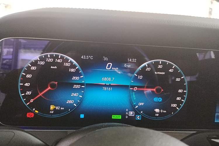 Used Mercedes-Benz E-Class New Energy 2022 Restyled E 350 e L Plug-in Hybrid Sports Sedan Instrument Cluster