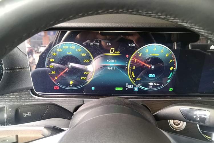 Used Mercedes-Benz E-Class New Energy 2022 E 350 e L Plug-in Hybrid Sports Sedan Instrument Cluster