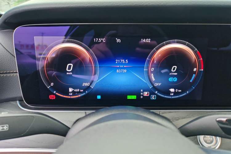 Used Mercedes-Benz E-Class New Energy 2022 Second Facelift E 350 e L Plug-in Hybrid Sedan Instrument Cluster