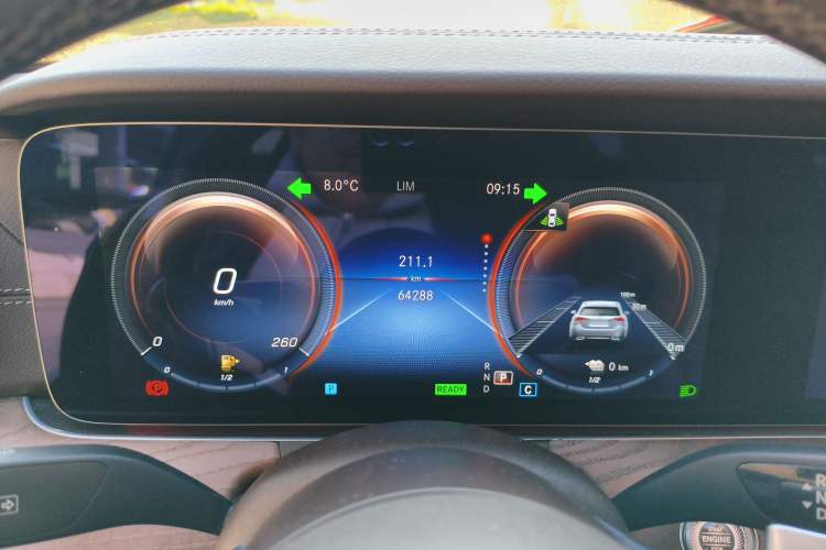 Used Mercedes-Benz E-Class New Energy 2022 Restyled E 350 e L Plug-in Hybrid Sedan Instrument Cluster