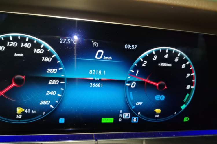 Used Mercedes-Benz E-Class New Energy 2022 Restyled E 350 e L Plug-in Hybrid Sports Sedan Instrument Cluster