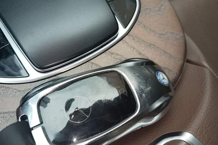 Used Mercedes-Benz E-Class New Energy 2022 Facelift E 350 e L Plug-in Hybrid Sedan Interior 1
