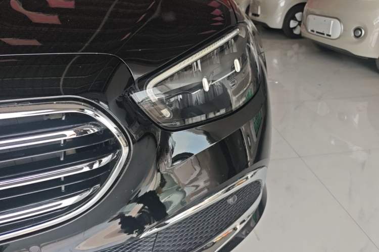 Used Mercedes-Benz E-Class New Energy 2022 Second Facelift E 350 e L Plug-in Hybrid Sports Sedan Left Front Headlight
