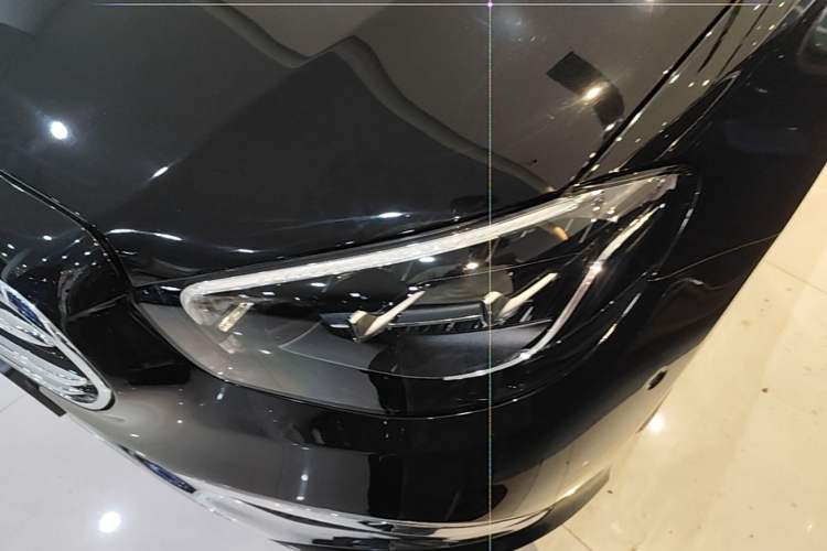 Used Mercedes-Benz E-Class New Energy 2022 Restyled E 350 e L Plug-in Hybrid Sedan Left Front Headlight