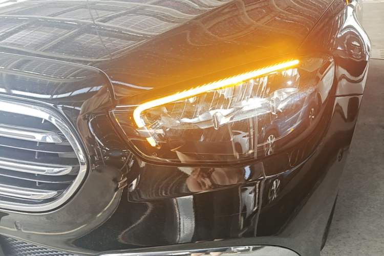 Used Mercedes-Benz E-Class New Energy 2022 Second Facelift E 350 e L Plug-in Hybrid Sedan Left Front Headlight