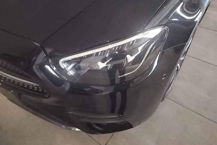 Used Mercedes-Benz E-Class New Energy 2022 Restyled E 350 e L Plug-in Hybrid Sports Sedan Left Front Headlight