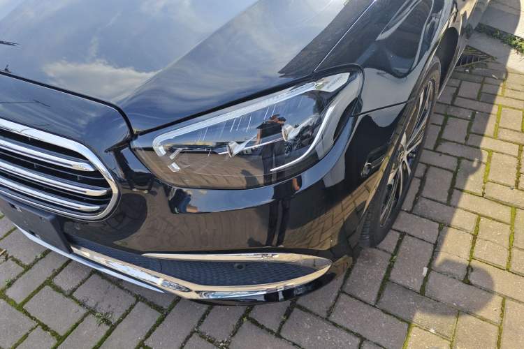 Used Mercedes-Benz E-Class New Energy 2022 Restyled E 350 e L Plug-in Hybrid Sports Sedan Left Front Headlight