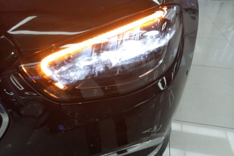 Used Mercedes-Benz E-Class New Energy 2022 Facelift E 350 e L Plug-in Hybrid Sedan Left Front Headlight