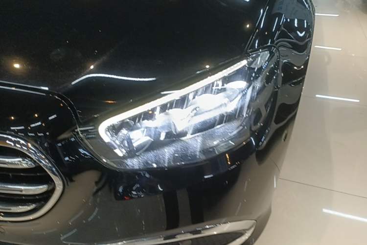 Used Mercedes-Benz E-Class New Energy 2022 Second Facelift E 350 e L Plug-in Hybrid Sedan Left Front Headlight