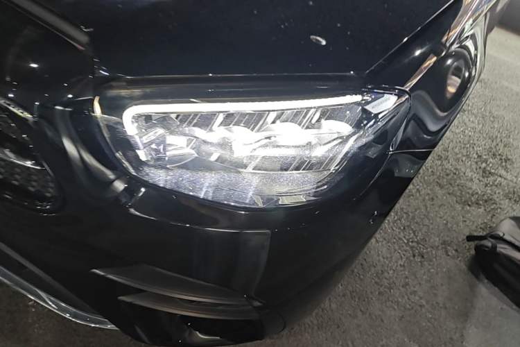 Used Mercedes-Benz E-Class New Energy 2022 Restyled E 350 e L Plug-in Hybrid Sports Sedan Left Front Headlight