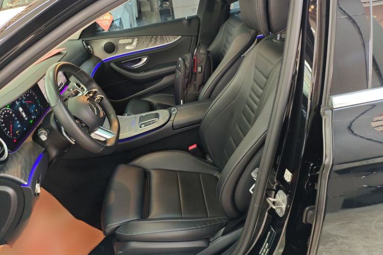 Used Mercedes-Benz E-Class New Energy 2022 Restyled E 350 e L Plug-in Hybrid Sports Sedan Left Front Seat