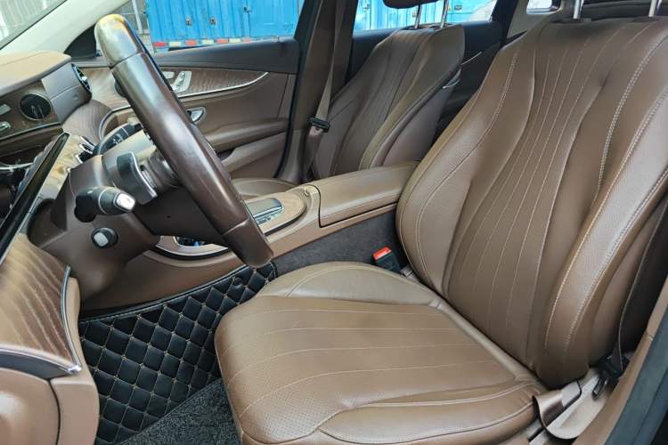 Used Mercedes-Benz E-Class New Energy 2022 Restyled E 350 e L Plug-in Hybrid Sedan Left Front Seat