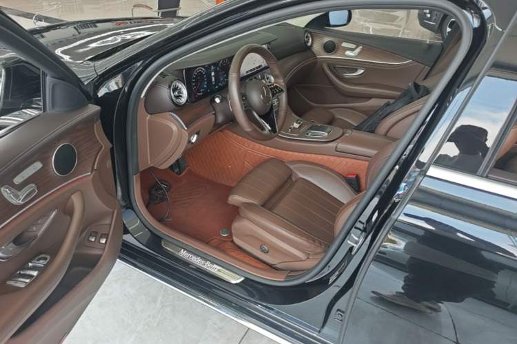 Used Mercedes-Benz E-Class New Energy 2022 Facelift E 350 e L Plug-in Hybrid Sedan Left Front Seat
