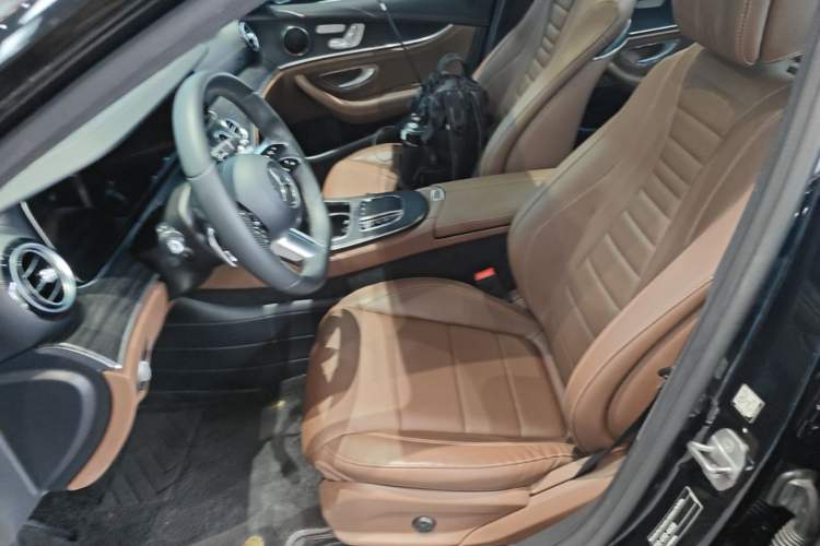 Used Mercedes-Benz E-Class New Energy 2022 E 350 e L Plug-in Hybrid Sports Sedan Left Front Seat