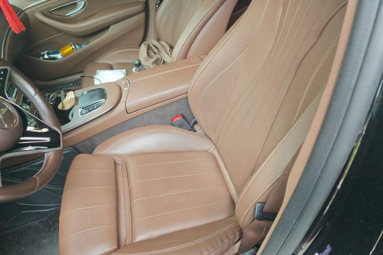 Used Mercedes-Benz E-Class New Energy 2022 Second Facelift E 350 e L Plug-in Hybrid Sports Sedan Left Front Seat
