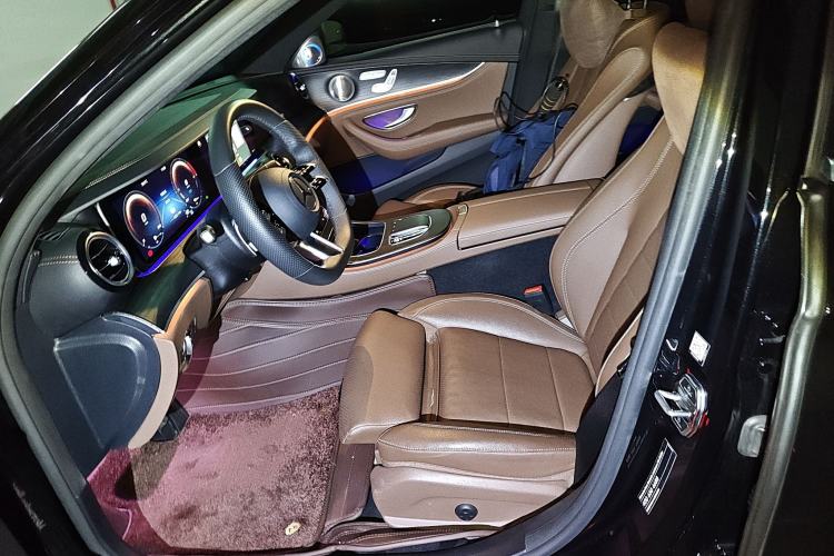 Used Mercedes-Benz E-Class New Energy 2022 Restyled E 350 e L Plug-in Hybrid Sports Sedan Left Front Seat